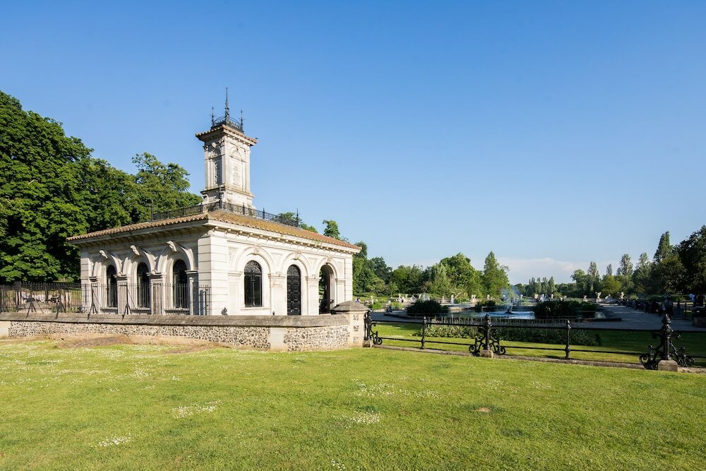 Фото отеля 2