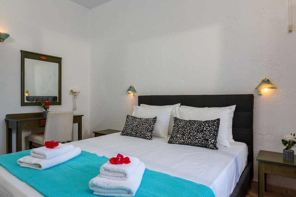 Фото Romantica Hotel Apartments