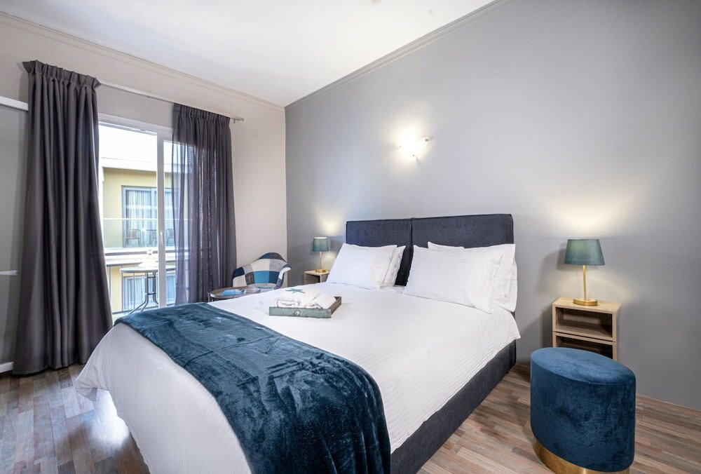 Фото Riviera Hotel