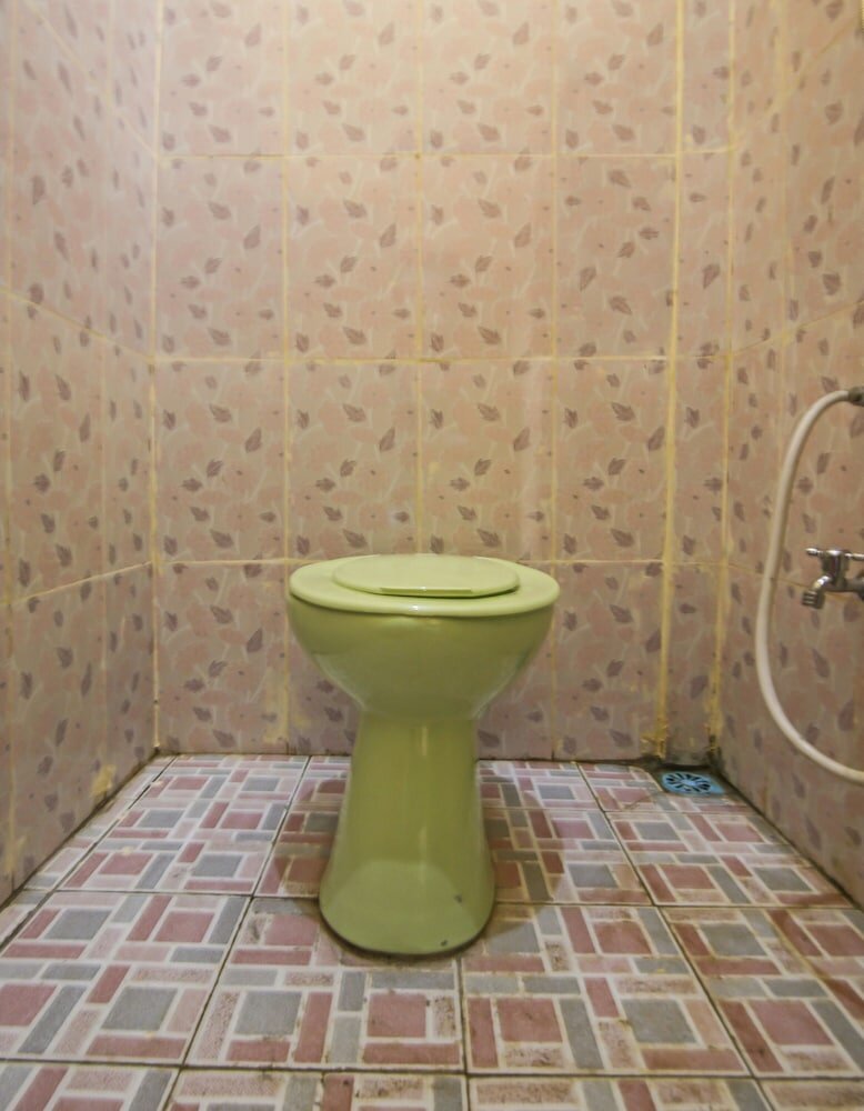 Фото Spot On 90433 Serasi Kost