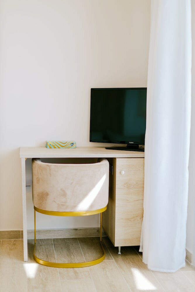 Фото The Three Graces