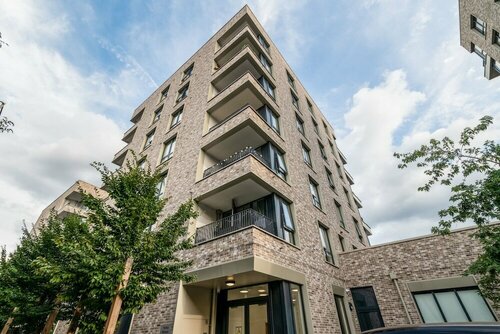 Modern Brixton Jewel Apartment