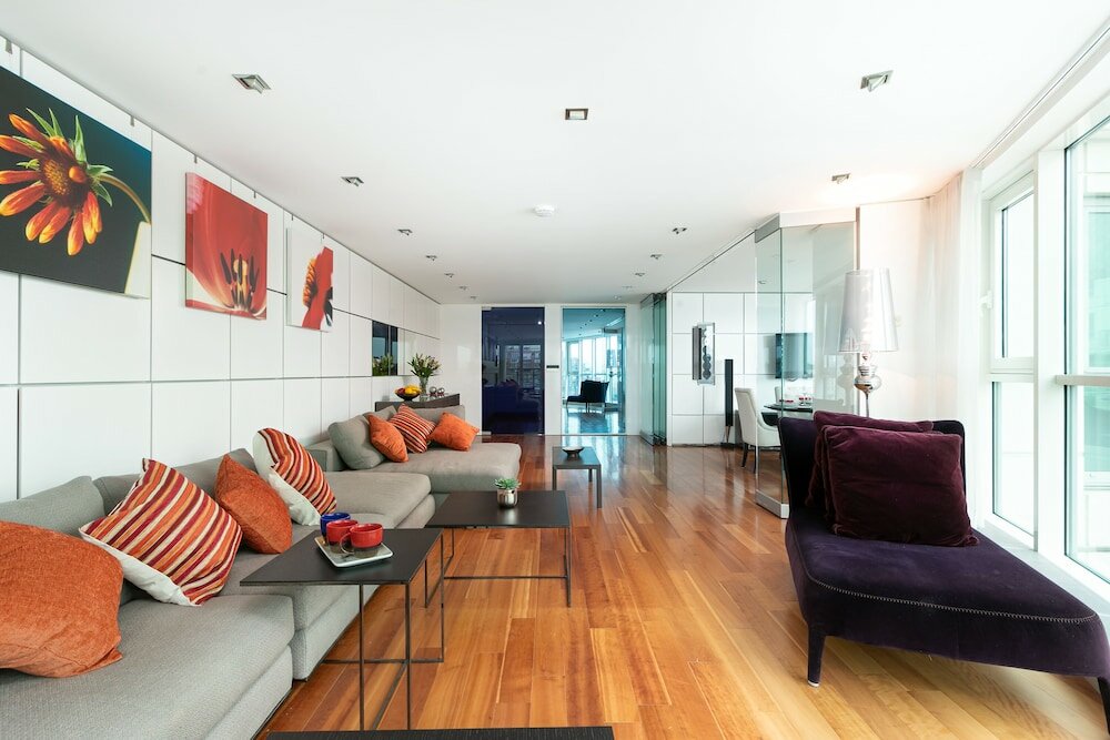 Фото River view Luxury 3bed flat with views