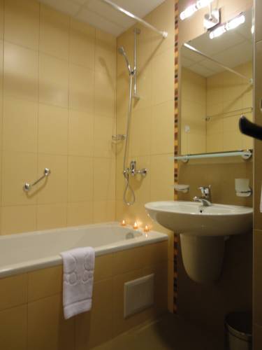 Фото Hotel Favorit