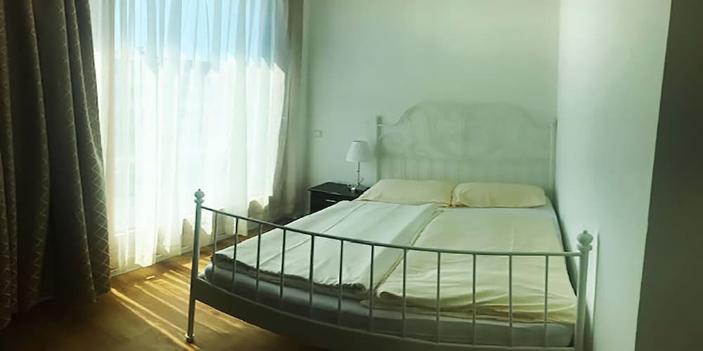 Фото Апарт-Отель Munich Downtown Suites