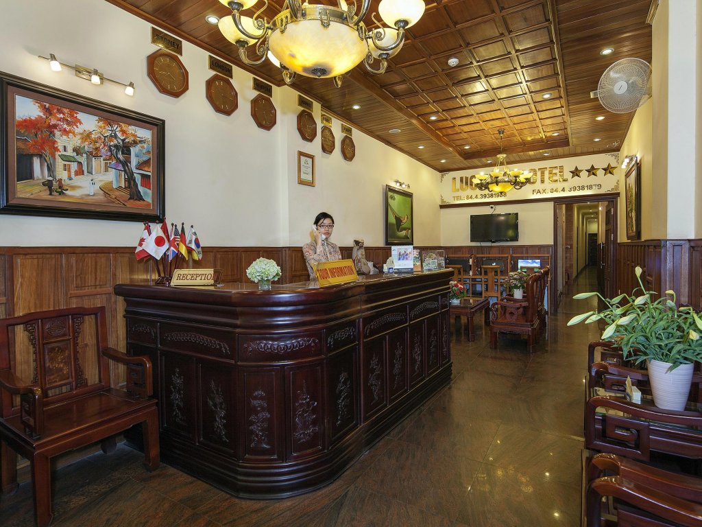 Фото Lucky 3 Hotel & Travel