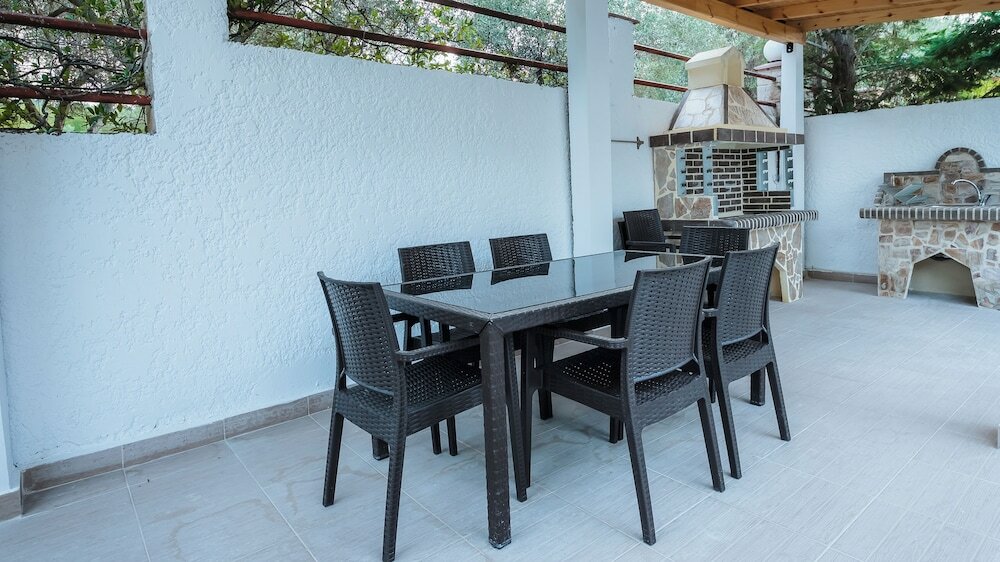 Фото Callisto Private Pool Villa Pefkochori