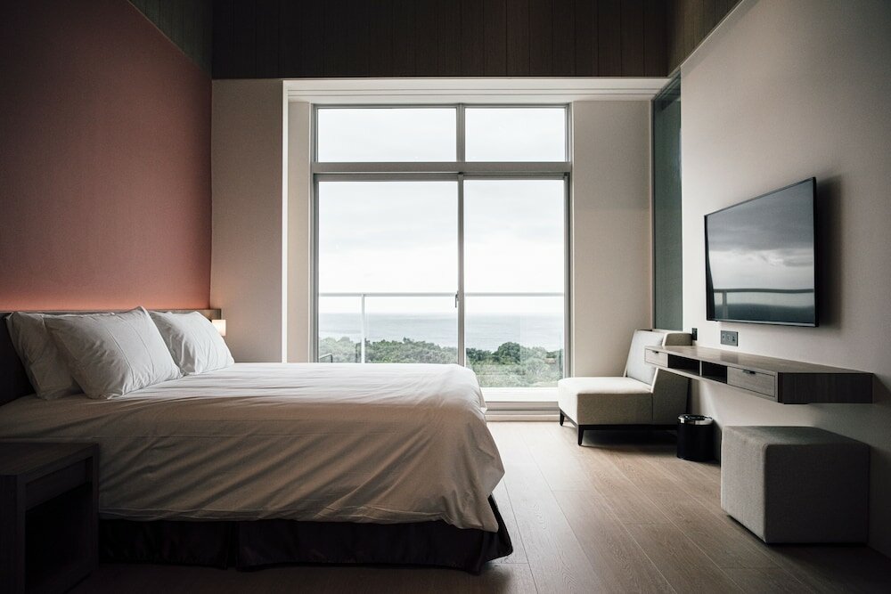 Фото Sunlight on the peninsula