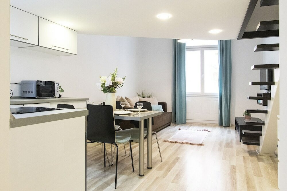 Фото Real Apartments Semmelweis II