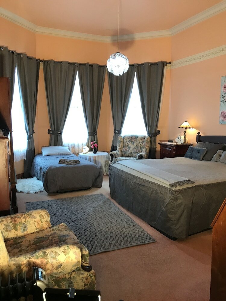 Фото Stony Rise Cottage B&b