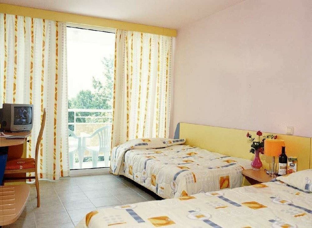 Фото отеля 4