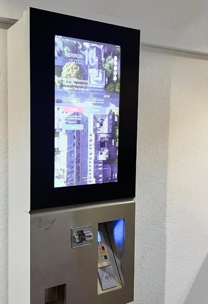 Фото Hotel Perron 10