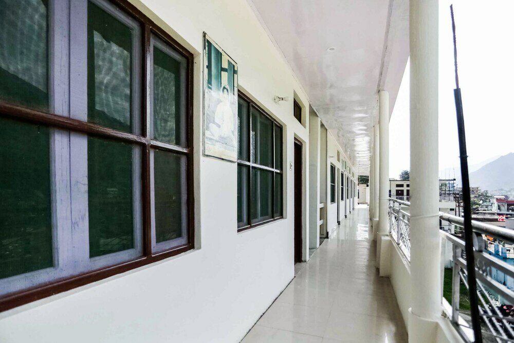 Фото Spot On 44566 Hotel Gautam Park