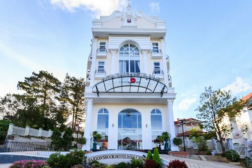 Гостиница Capital O 585 Saigon Book Da Lat Hotel в Далате