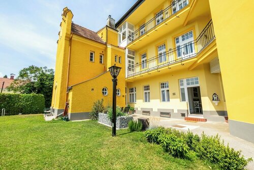 Гостиница Albizia-Apartments в Бадене