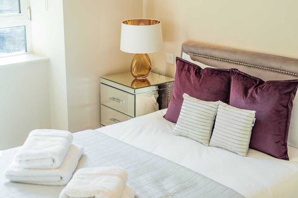 Фото Stunning 3-bed in the heart of London