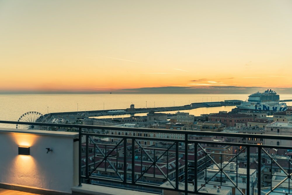 Фото Tower Beach Suite