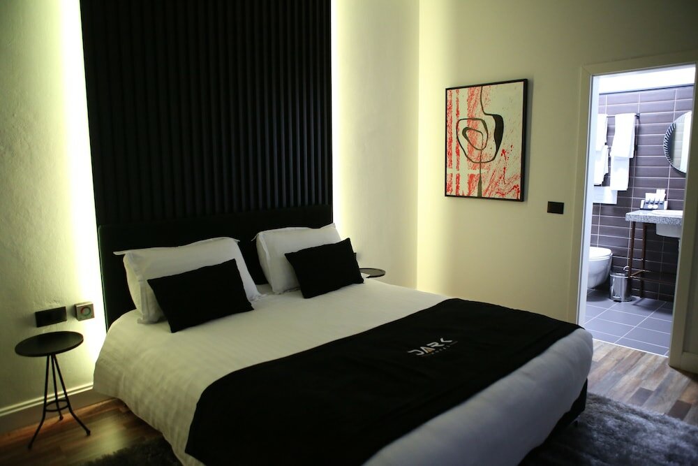 Фото Dark Boutique Hotel