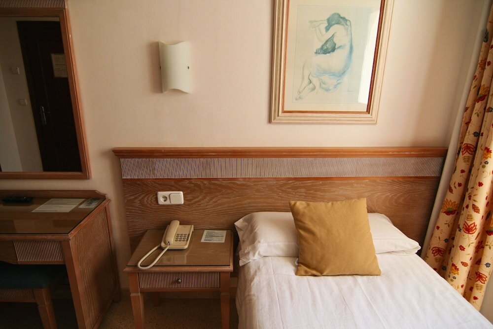 Фото Hotel Cabot Playa Grande - Adults Only