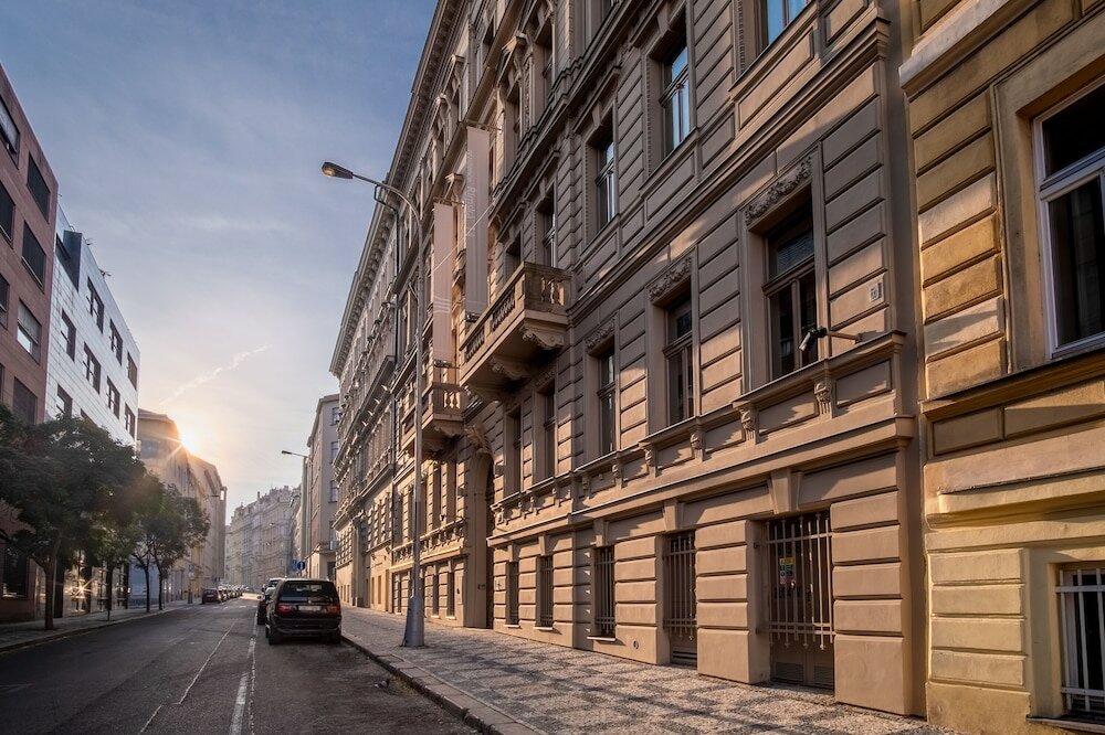 Фото Aparthotel Rimska 14