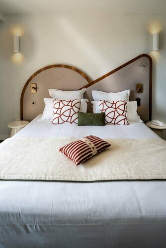 Гостиница Hôtel du Parc в Ла-Круа-Вальмере