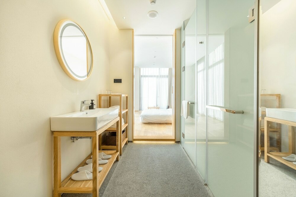 Фото Taihua Wutong Hotel