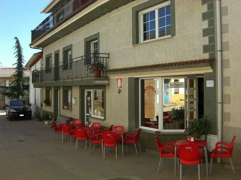 Albergue Agustina — Hostel