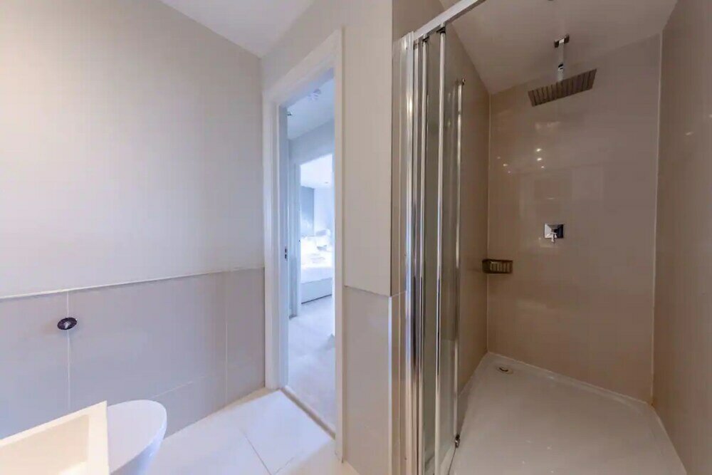 Фото Bright and Spacious 1 Bedroom Flat in Notting Hill