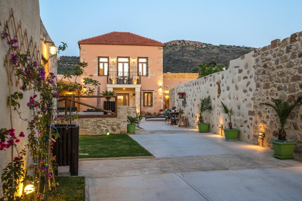 Фото Villa Theta with private pool