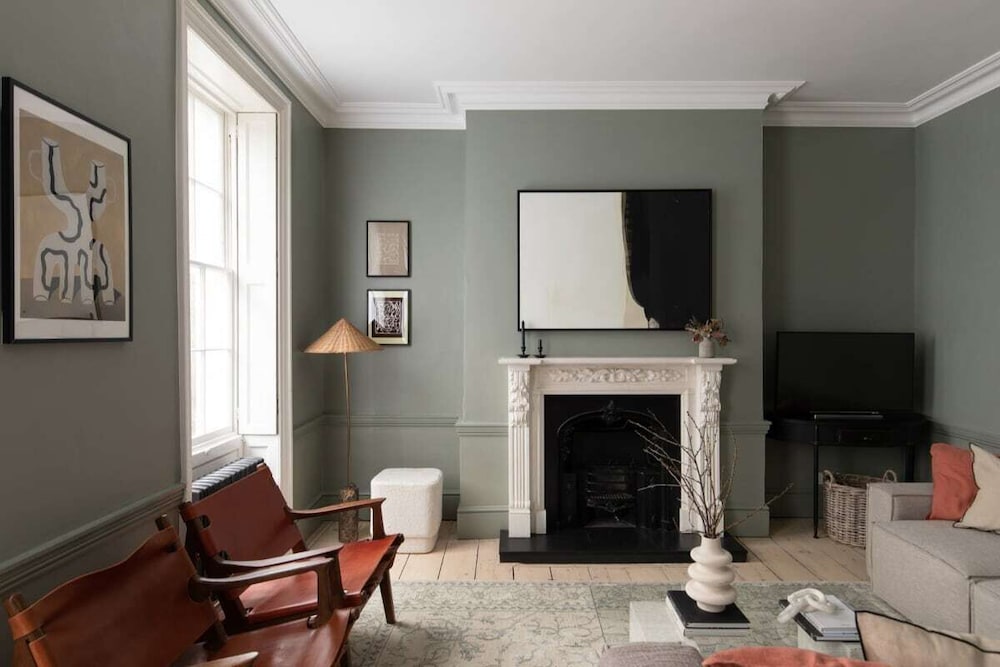 Фото The Southwark Arms - Glamorous 5bdr House With Garden