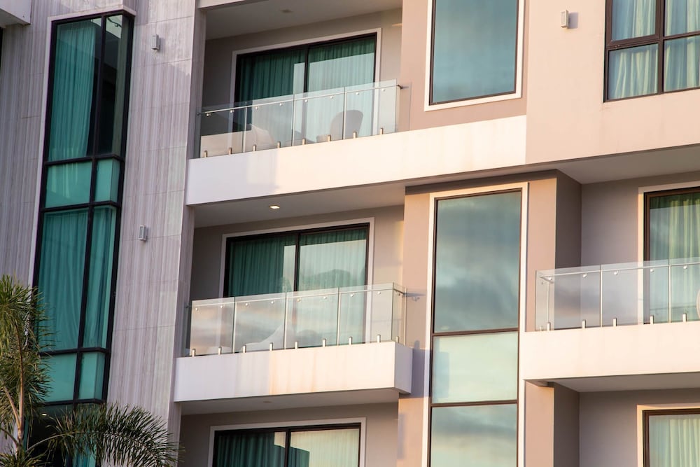 Фото Castle Bayview Resort & SPA