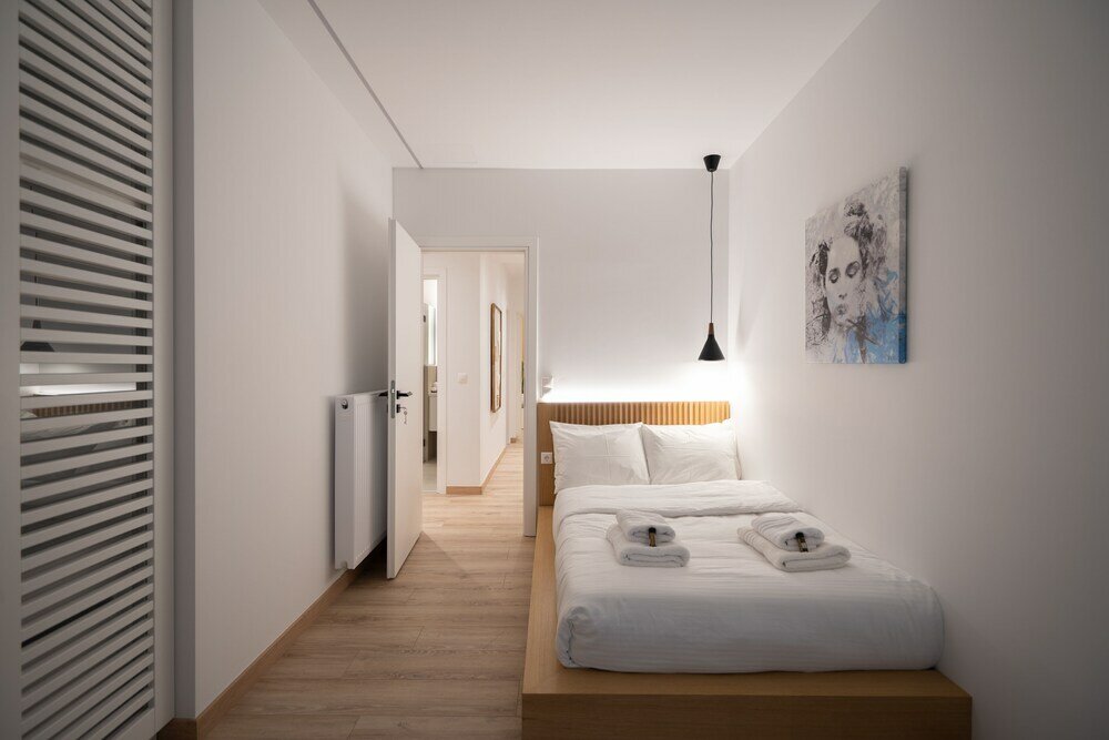 Фото Kolonaki Upscale 4 bdr Luxury apartment