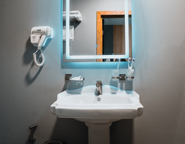 Фото Art Plaza Hotel