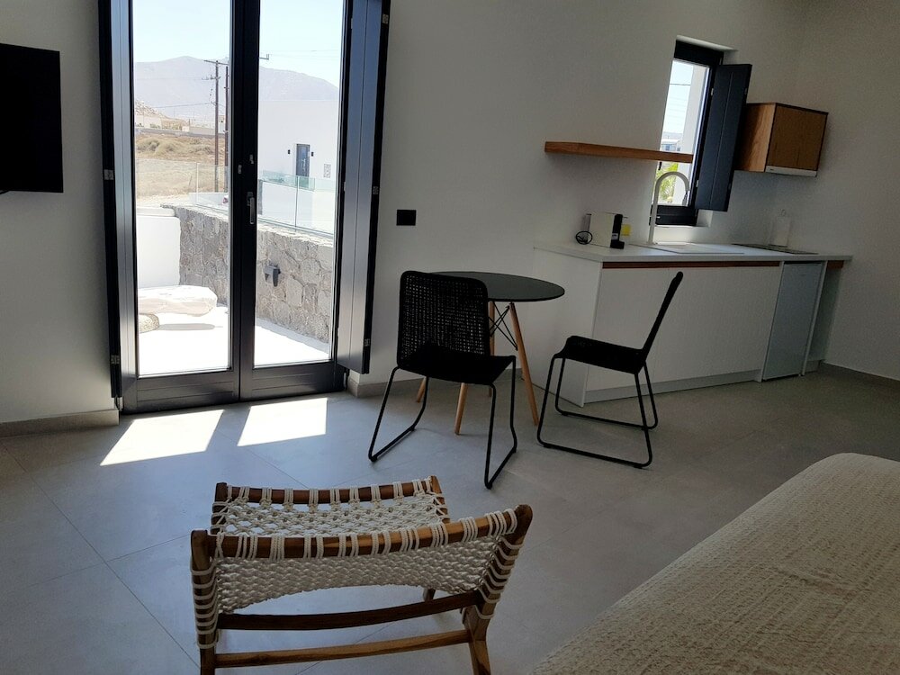 Фото MyLithos Suites