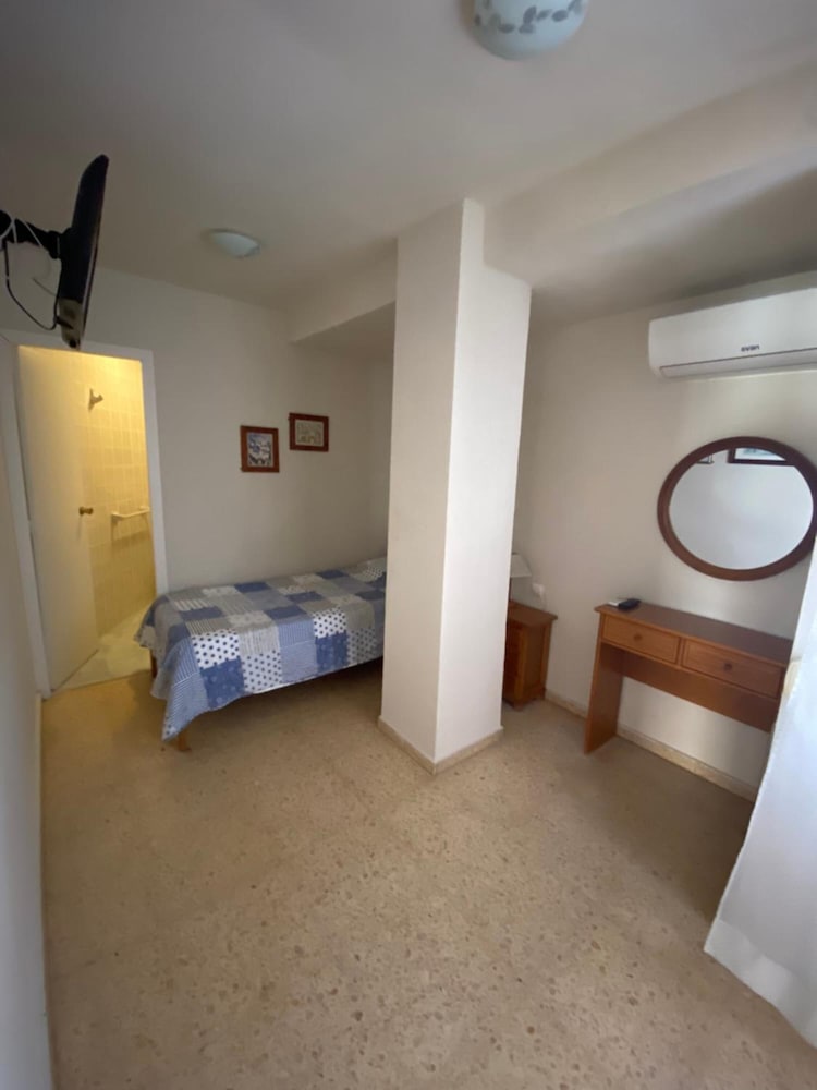 Фото Pensión El Parque