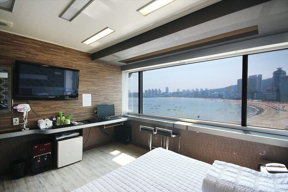 Фото Busan Gwangalli Q