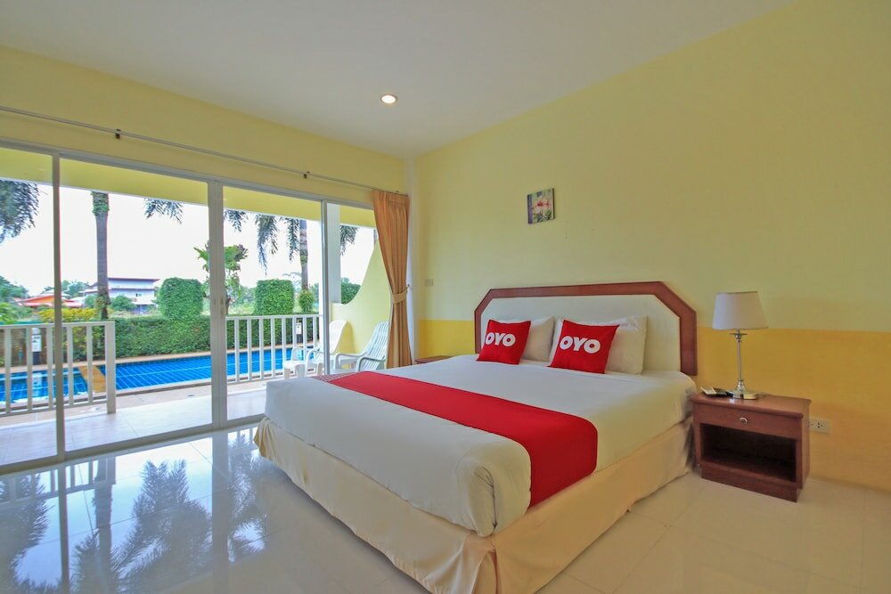 Фото Phuket Airport Sonwa Resort