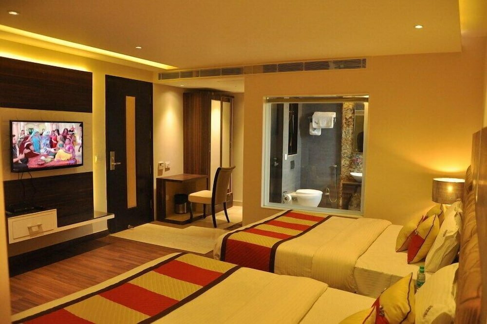 Фото Hotel Uppal International