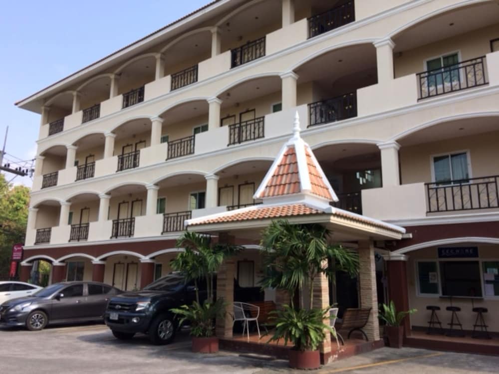 Фото Eec Home North Pattaya - Naklua