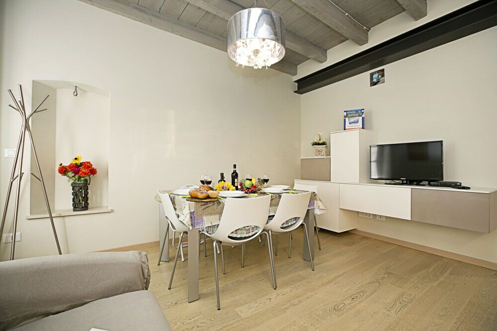 Фото Residenza Il Cavaliere del Lago