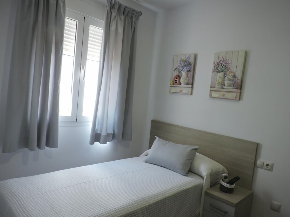 Фото Hostal Delia