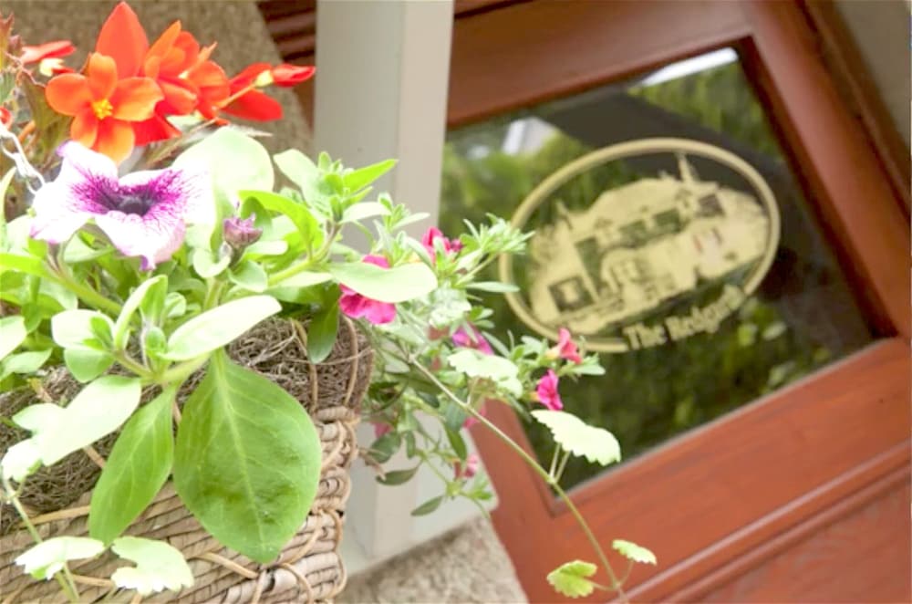 Фото The Redgarth