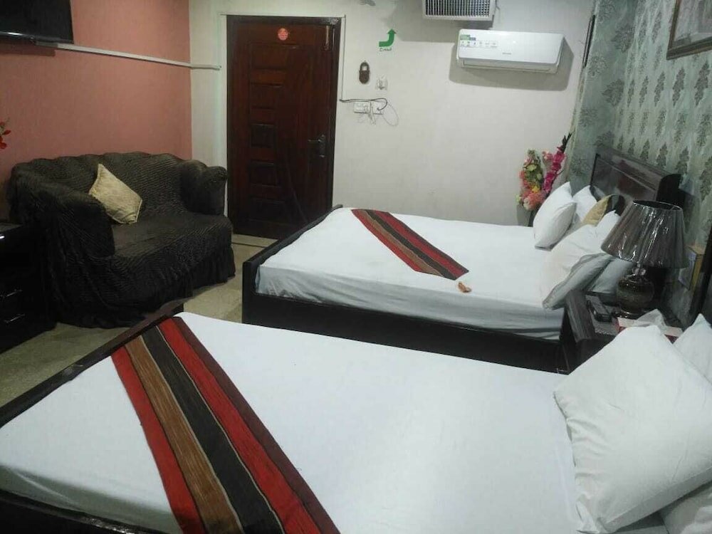 Фото Royal Residency Multan