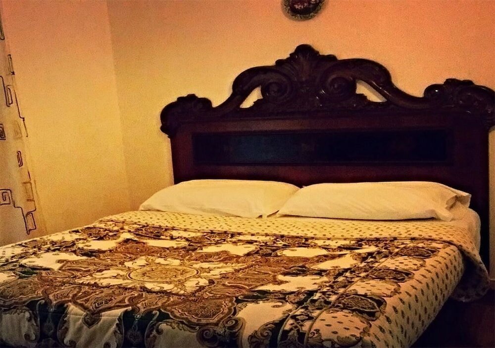 Фото Roman Place