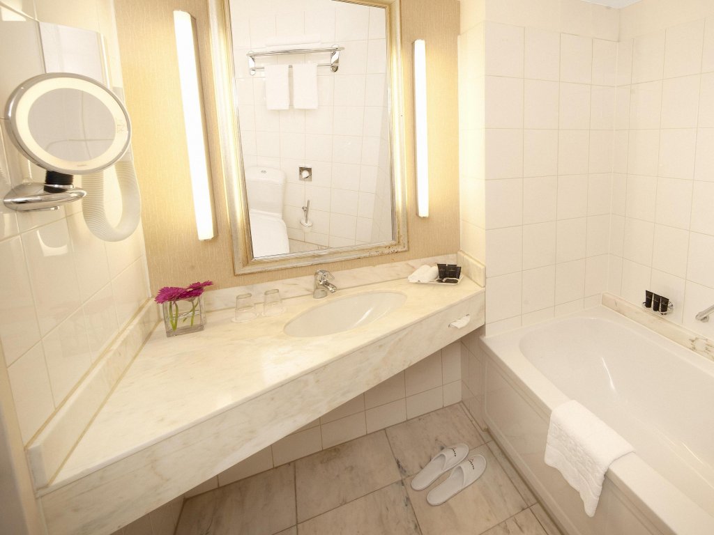 Фото Bilderberg Garden Hotel