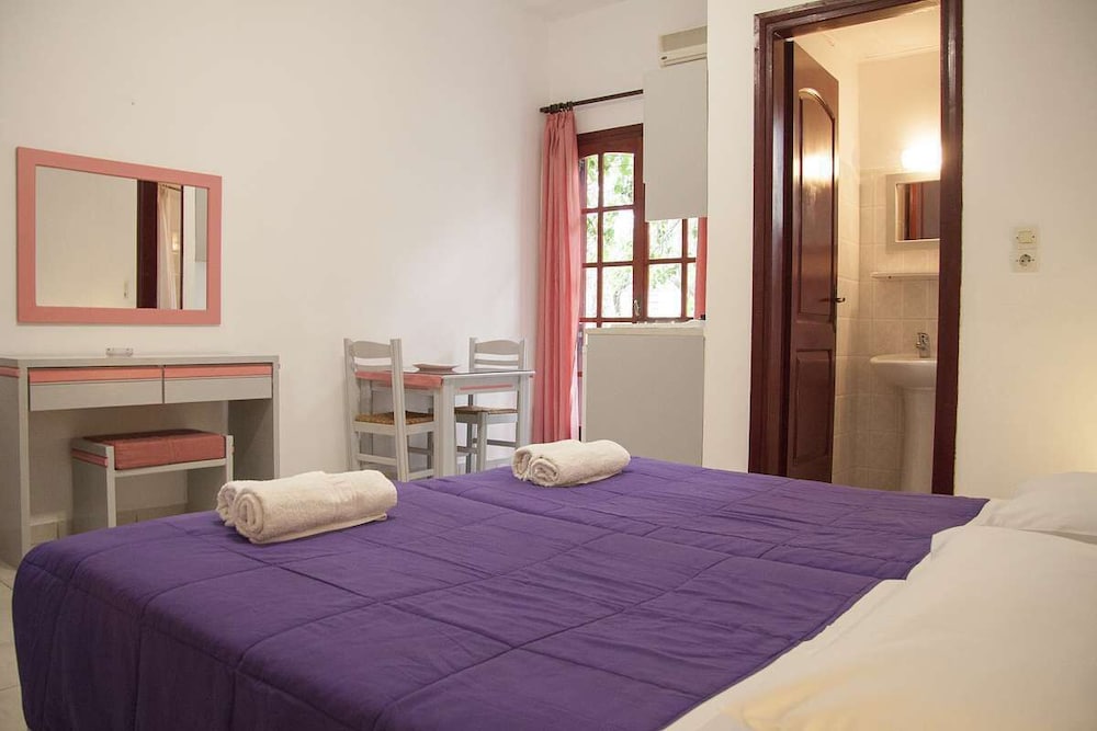 Фото Agii Apostoli Studios