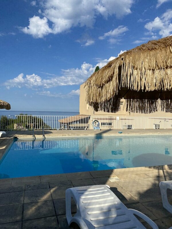 Гостиница Hotel à Rena d'Oru