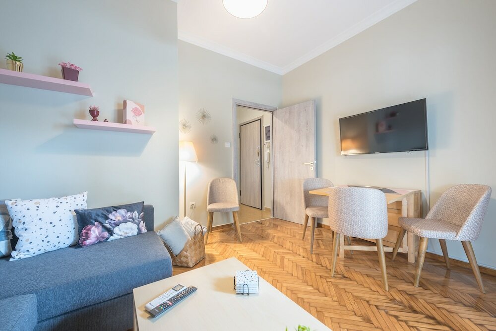 Фото Supreme Suite with balcony by Cloudkeys