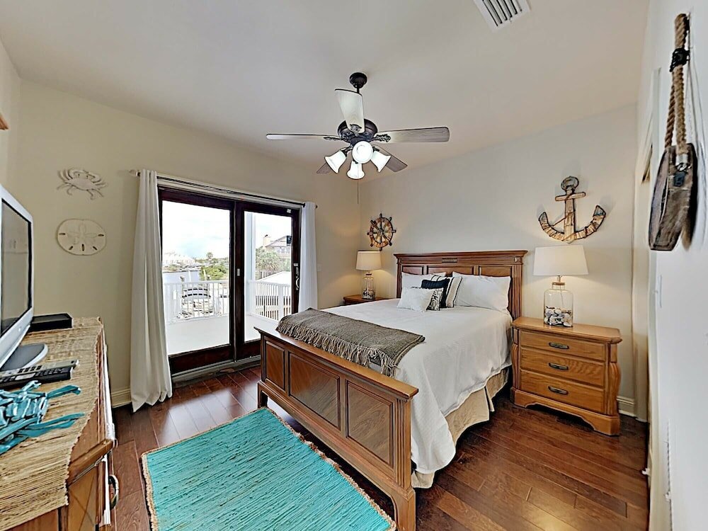 Фото Deja Blue Cove