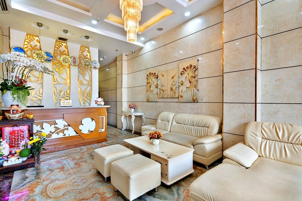 Фото Hanz Luna Hotel